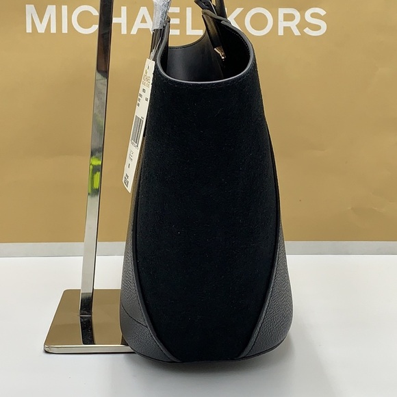 MICHAEL KORS PORTIA SMALL TOTE BLACK COLOR PEBBLED LEATHER/SUEDE - Picture 5 of 16